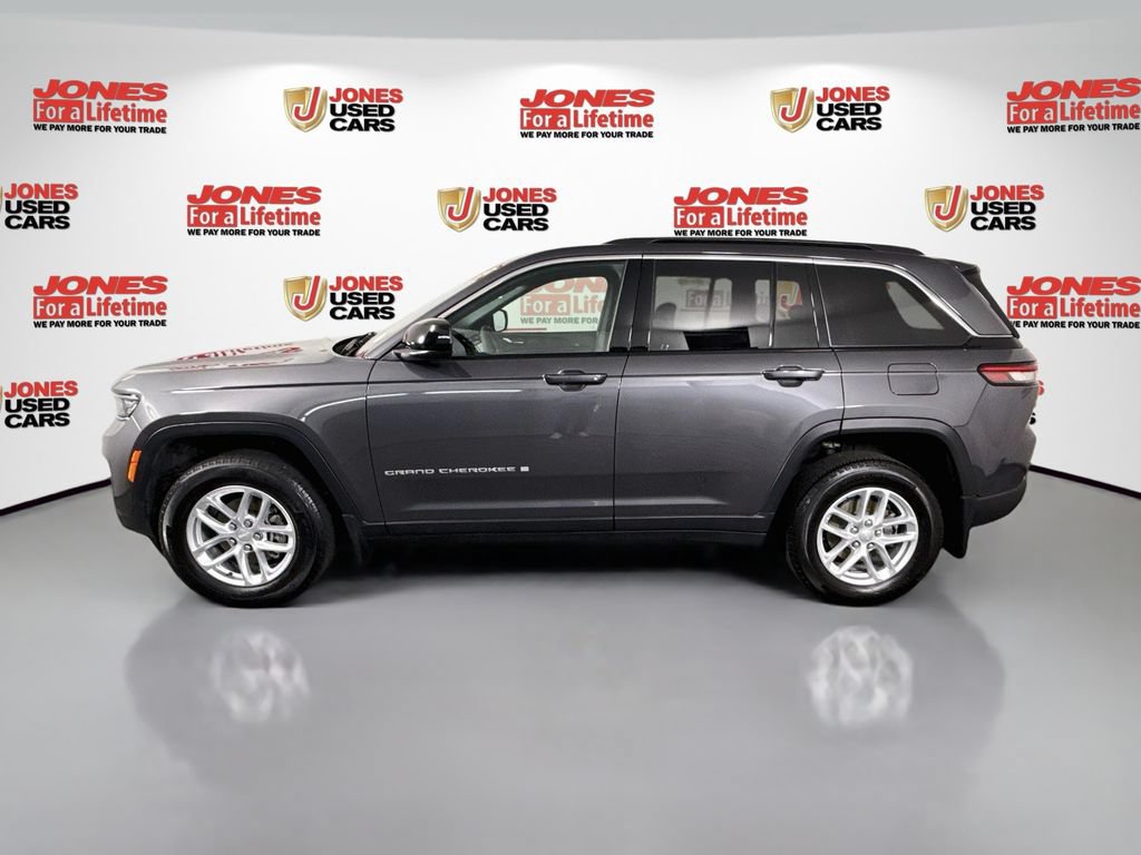 Used 2025 Jeep Grand Cherokee Laredo X AWD/4WD image 14