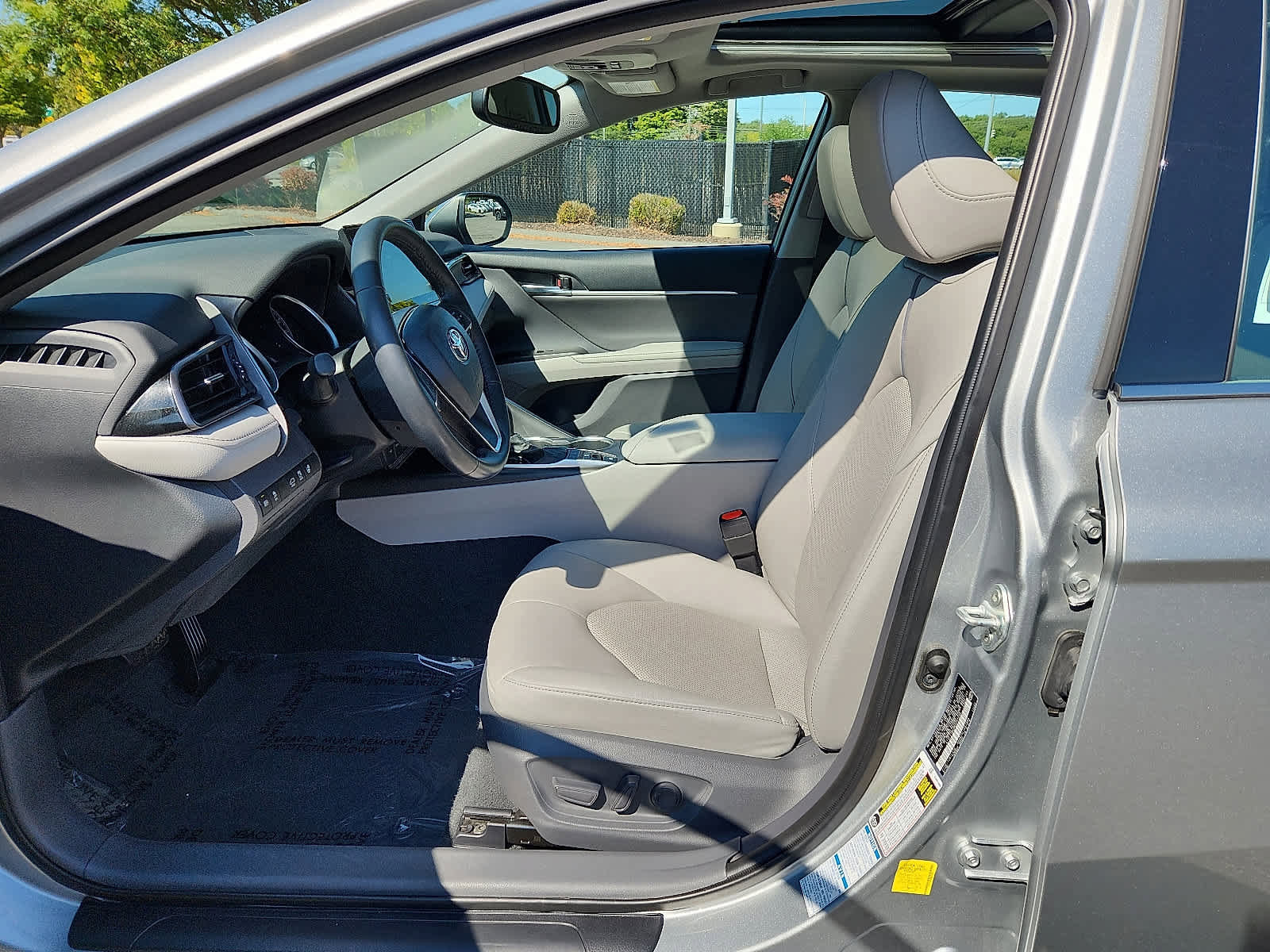 Certified 2021 Toyota Camry XLE image 12