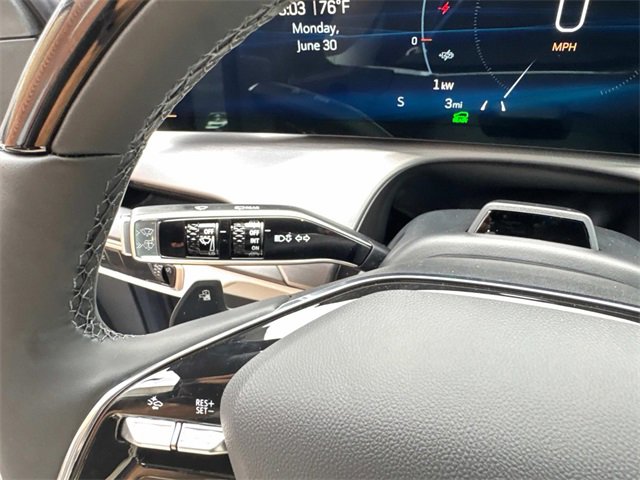 New 2026 Cadillac Vistiq Luxury w/ LPO, Floor Liner Package image 31