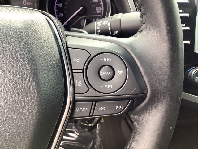 Used 2020 Toyota Camry SE FWD image 12