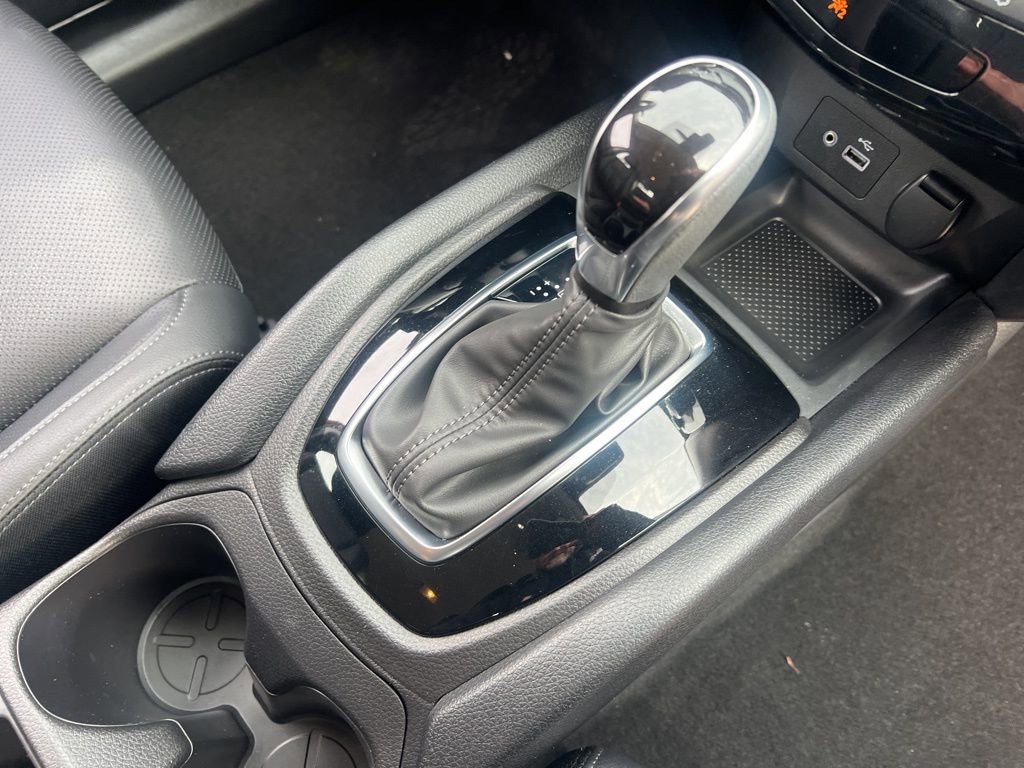 Certified 2022 Nissan Rogue Sport SL image 23