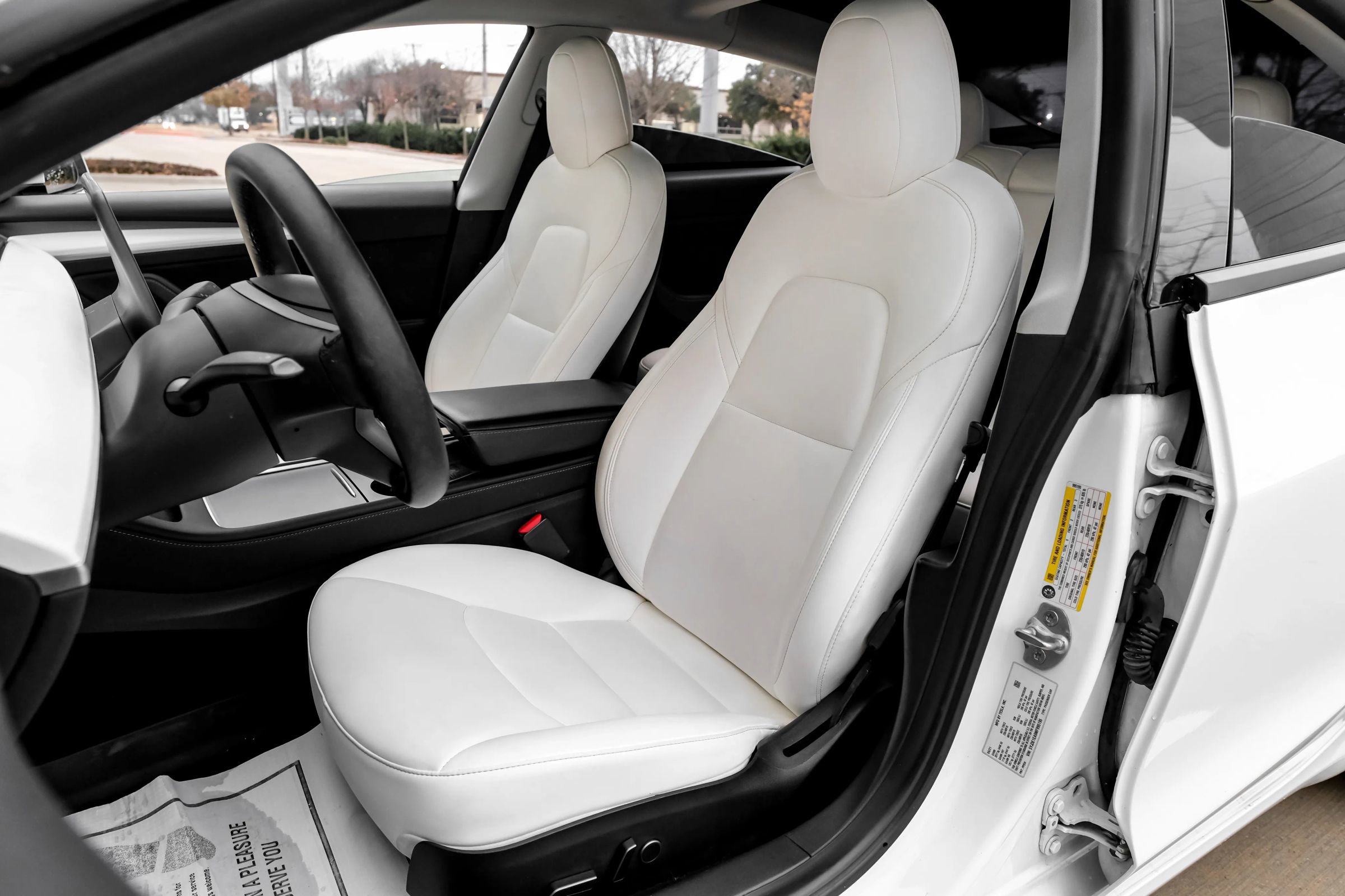 Used 2021 Tesla Model 3 Standard Range Plus image 36