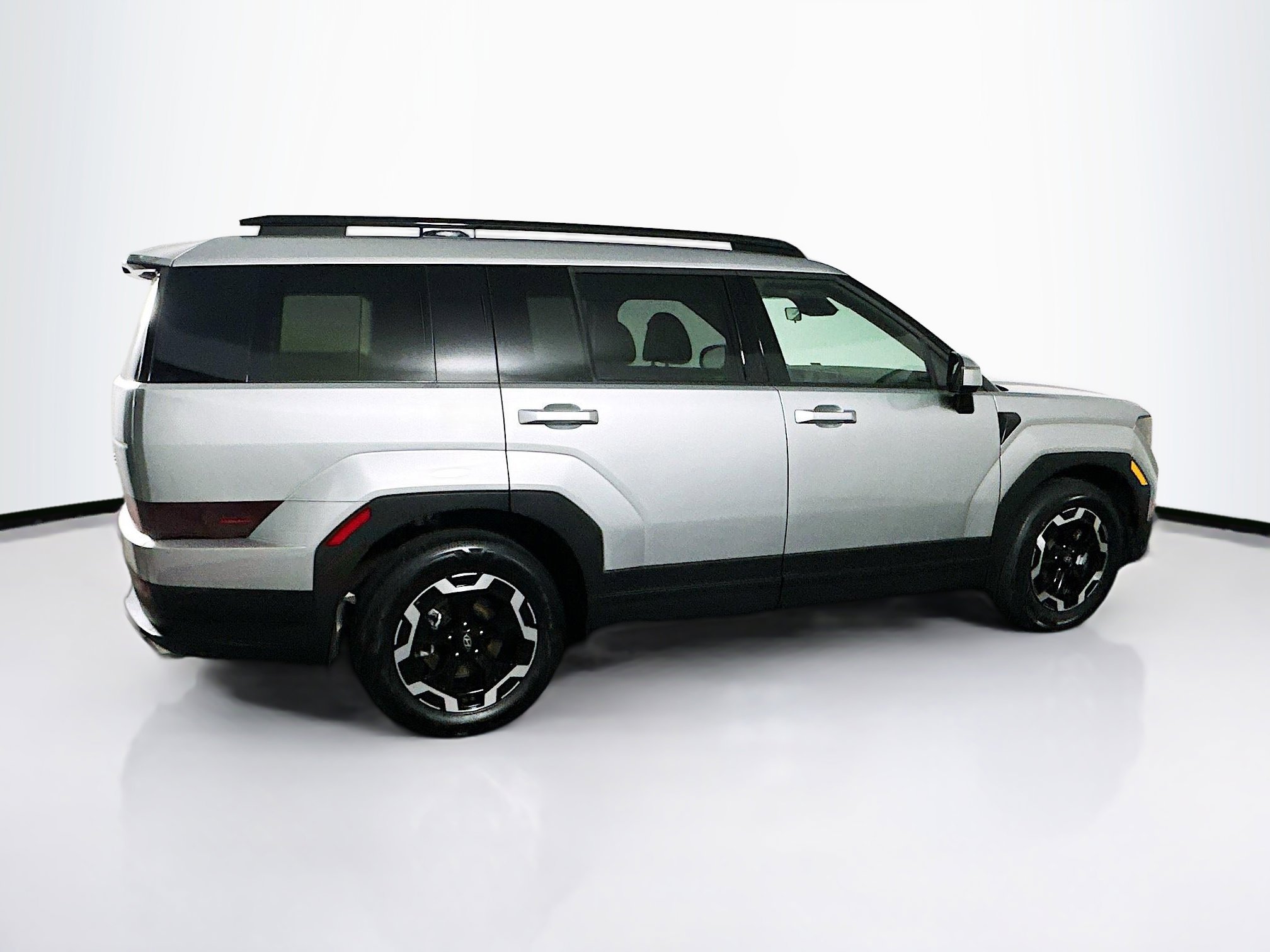 Used 2025 Hyundai Santa Fe SEL image 10