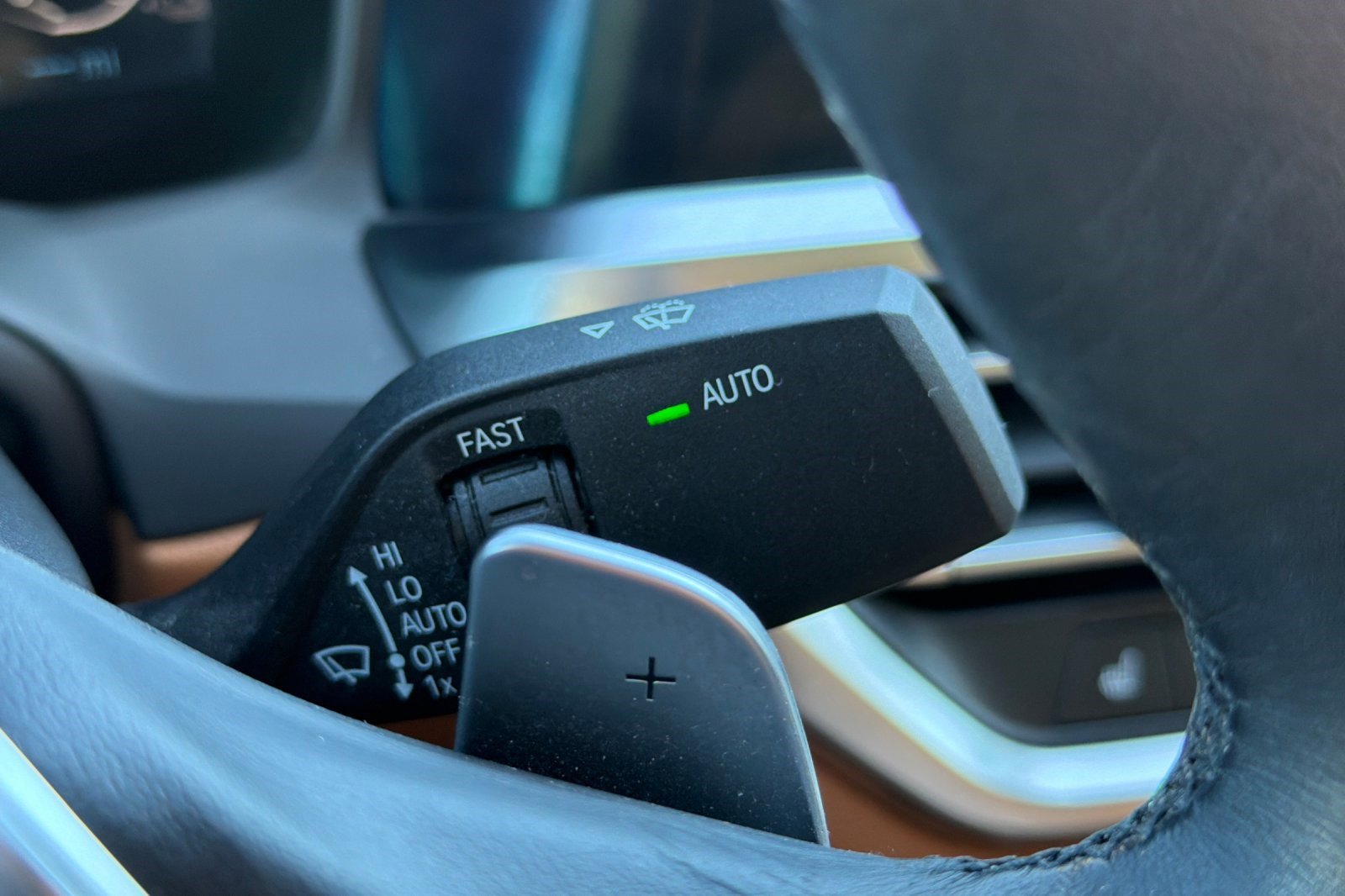 Certified 2022 BMW 330e 330e w/ Convenience Package image 33