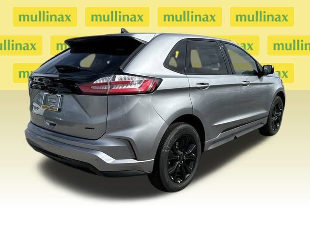 New 2024 Ford Edge SE w/ Black Appearance Package image 15