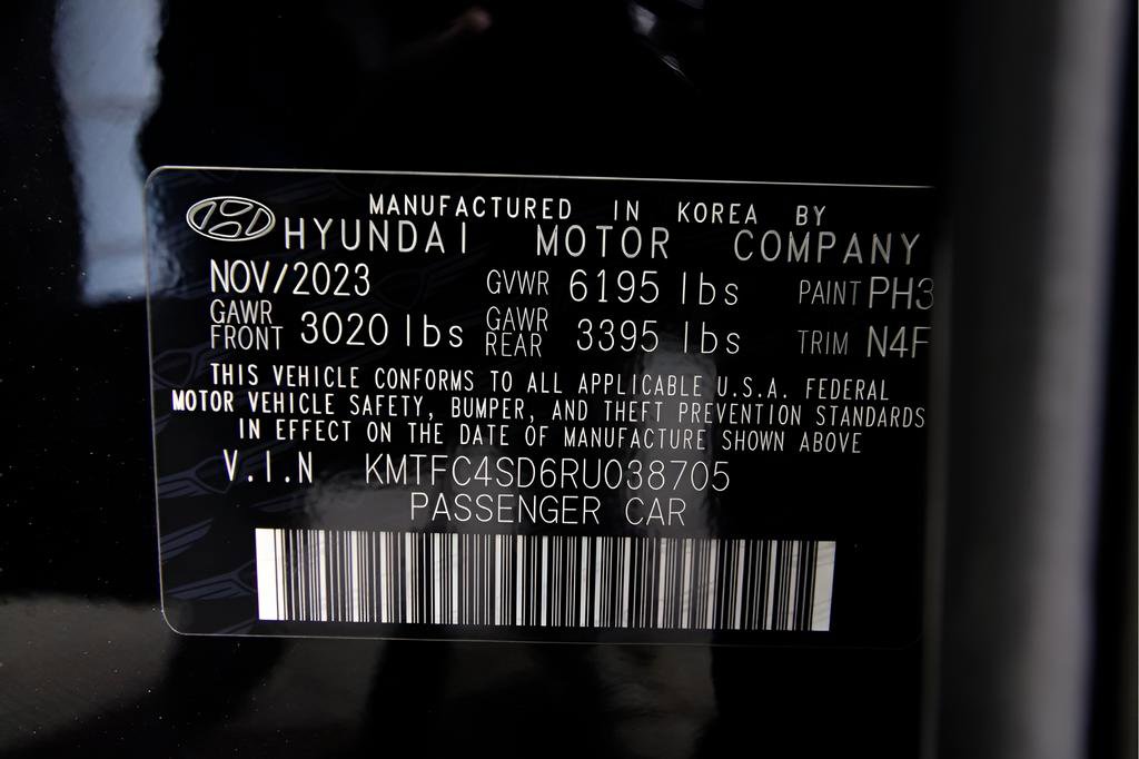 Used 2024 Genesis G90 3.5T image 38