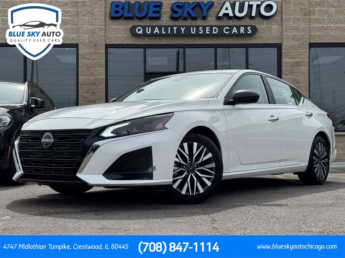 Used 2025 Nissan Altima 2.5 SV image 1