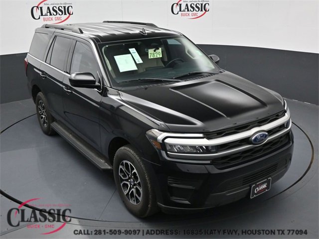 Used 2023 Ford Expedition XLT image 1