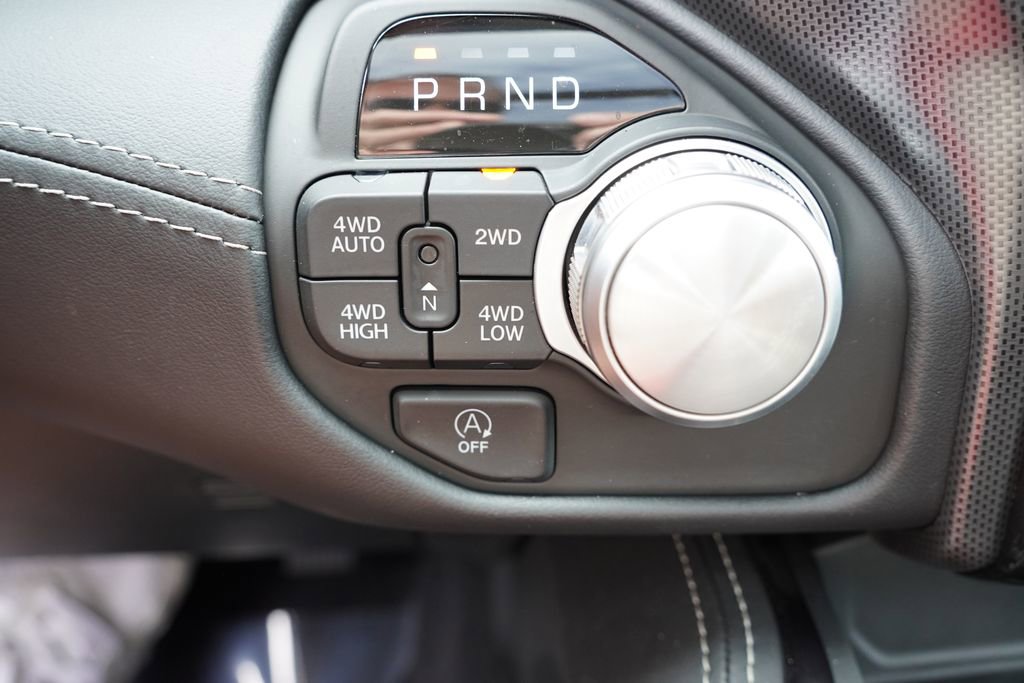 Certified 2025 RAM 1500 Limited AWD/4WD image 35