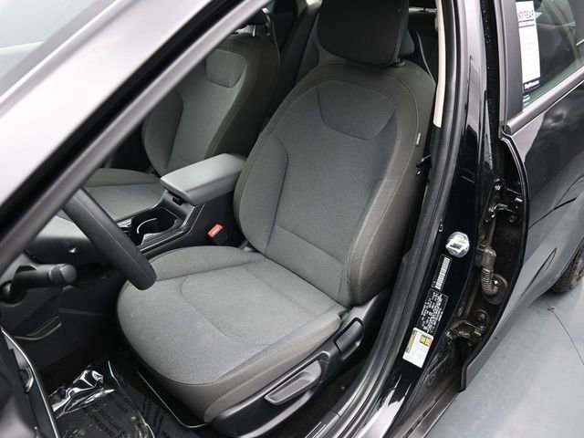 Used 2025 Kia K4 LXS image 17