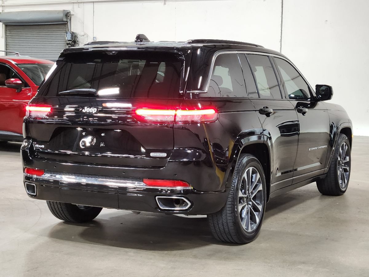 Used 2025 Jeep Grand Cherokee Overland w/ Adv Protech Group III AWD/4WD image 8