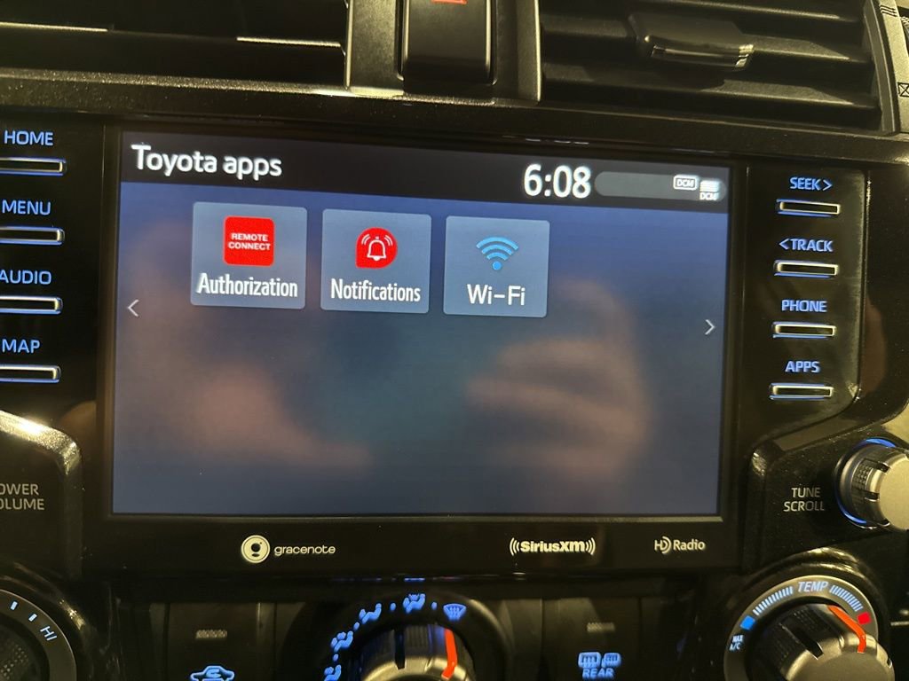 Used 2024 Toyota 4Runner TRD Off-Road Premium image 31