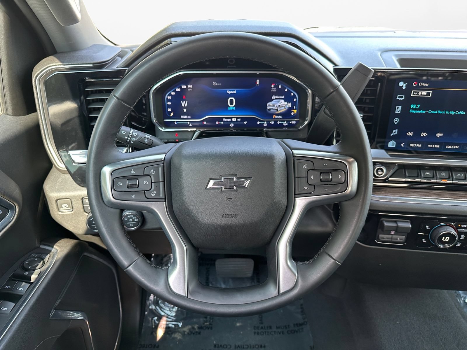 Used 2023 Chevrolet Silverado 1500 RST AWD/4WD image 14