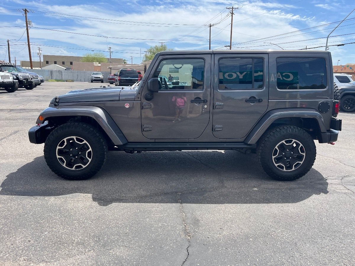 Used 2016 Jeep Wrangler Unlimited Rubicon AWD/4WD image 9