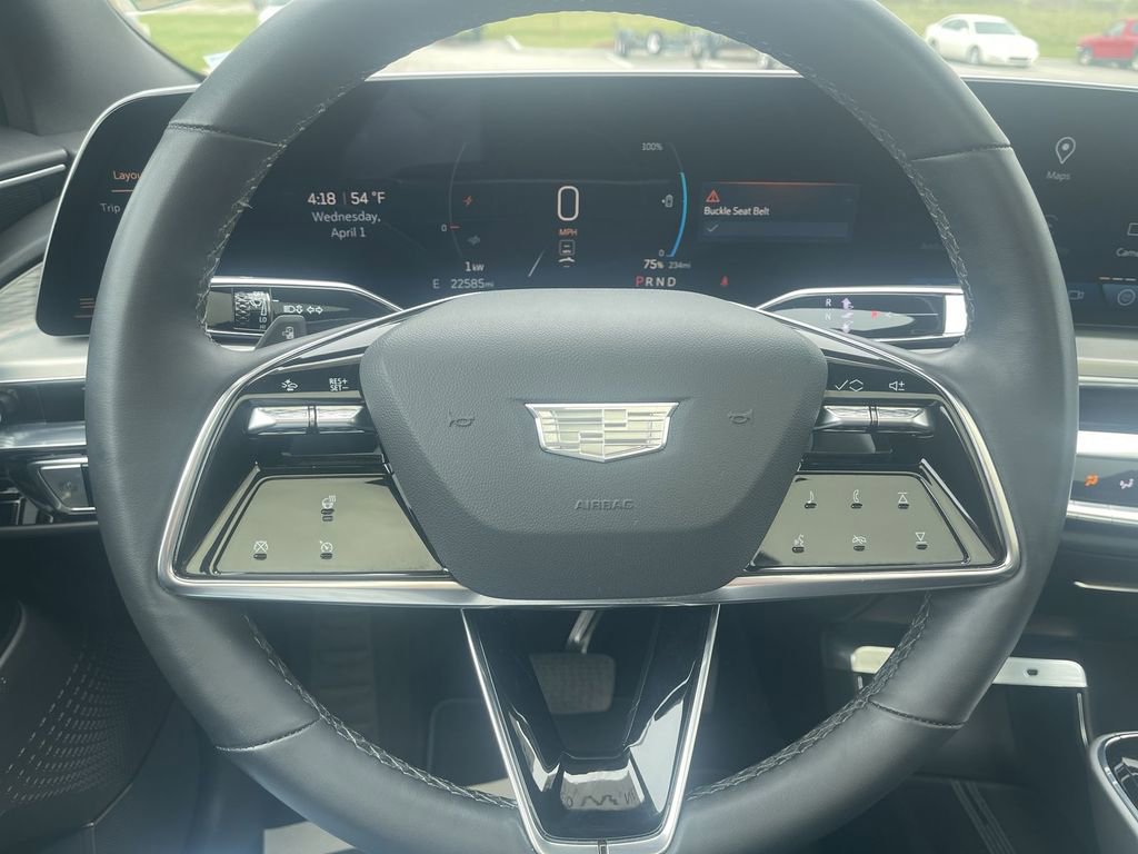 Certified 2024 Cadillac Lyriq Luxury AWD/4WD image 19