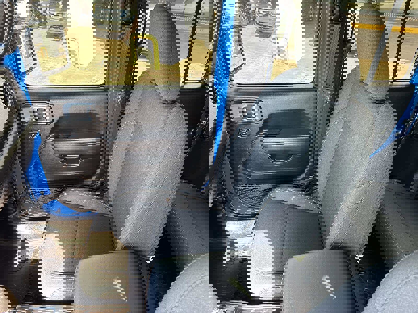 Used 2025 Jeep Wrangler Sport image 31