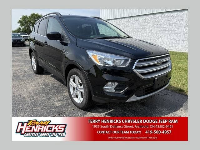 Used 2018 Ford Escape SEL FWD video 1