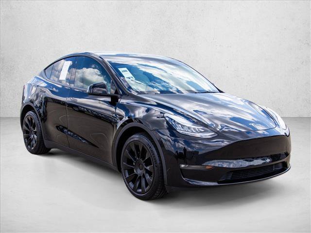 Used 2022 Tesla Model Y Long Range AWD/4WD image 3