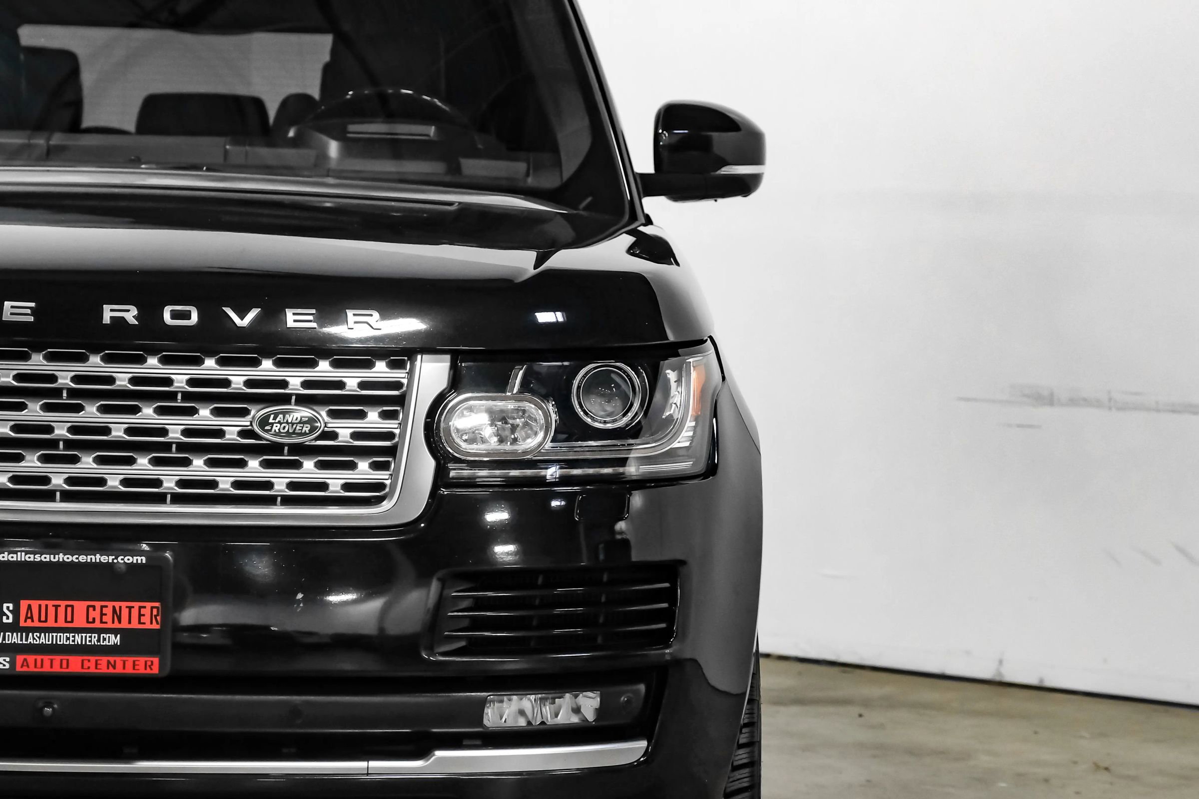 Used 2016 Land Rover Range Rover Supercharged AWD/4WD image 39