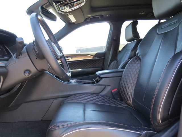 Used 2022 Jeep Grand Cherokee Summit w/ Luxury Tech Group V AWD/4WD image 14
