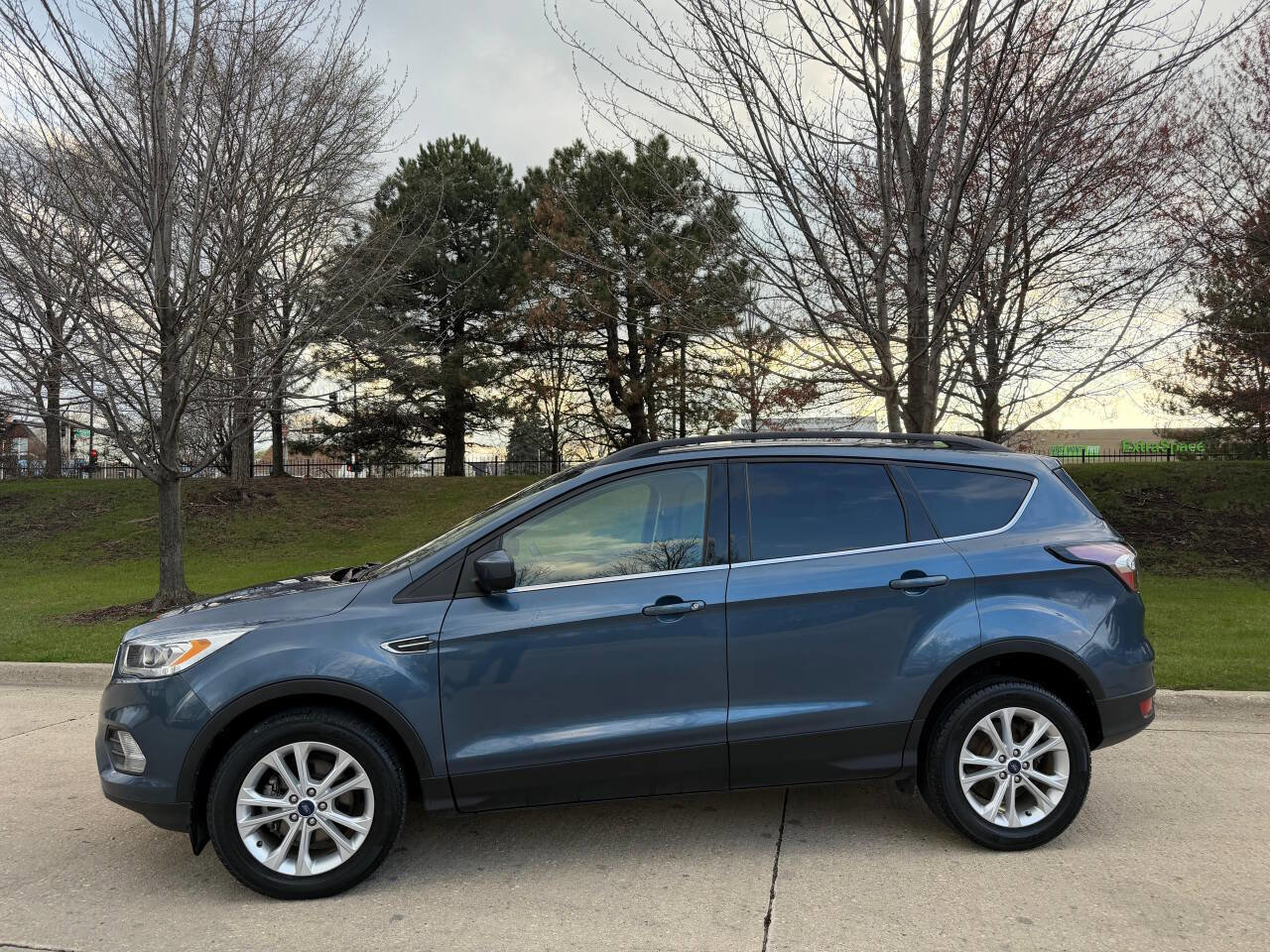Used 2018 Ford Escape SEL image 17