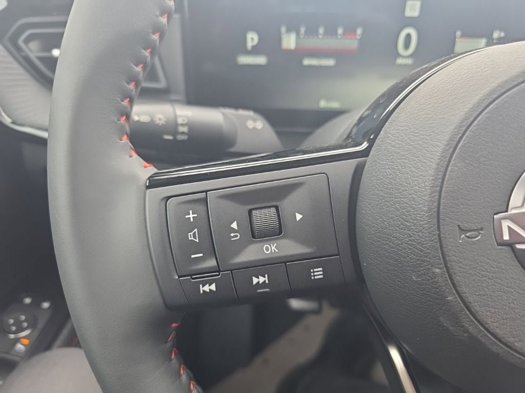 New 2026 Nissan Kicks SR w/ Cold Weather Package image 21
