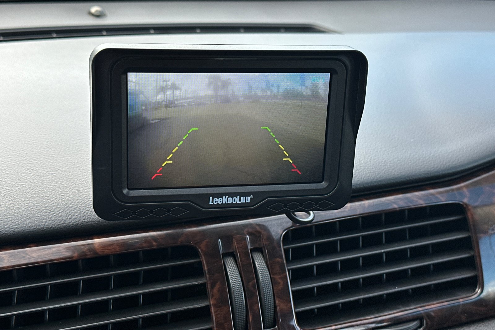 Used 2013 Chevrolet Impala LTZ FWD image 18