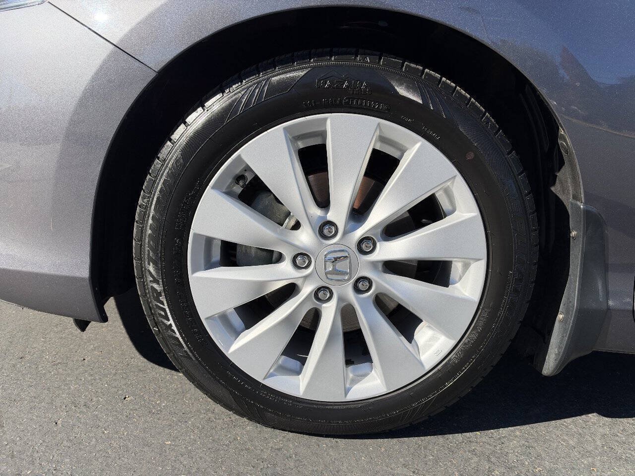 Used 2015 Honda Accord EX-L image 18