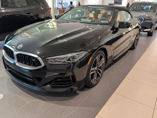 Used 2023 BMW M850i xDrive Convertible w/ Driving Assistance Package image 4