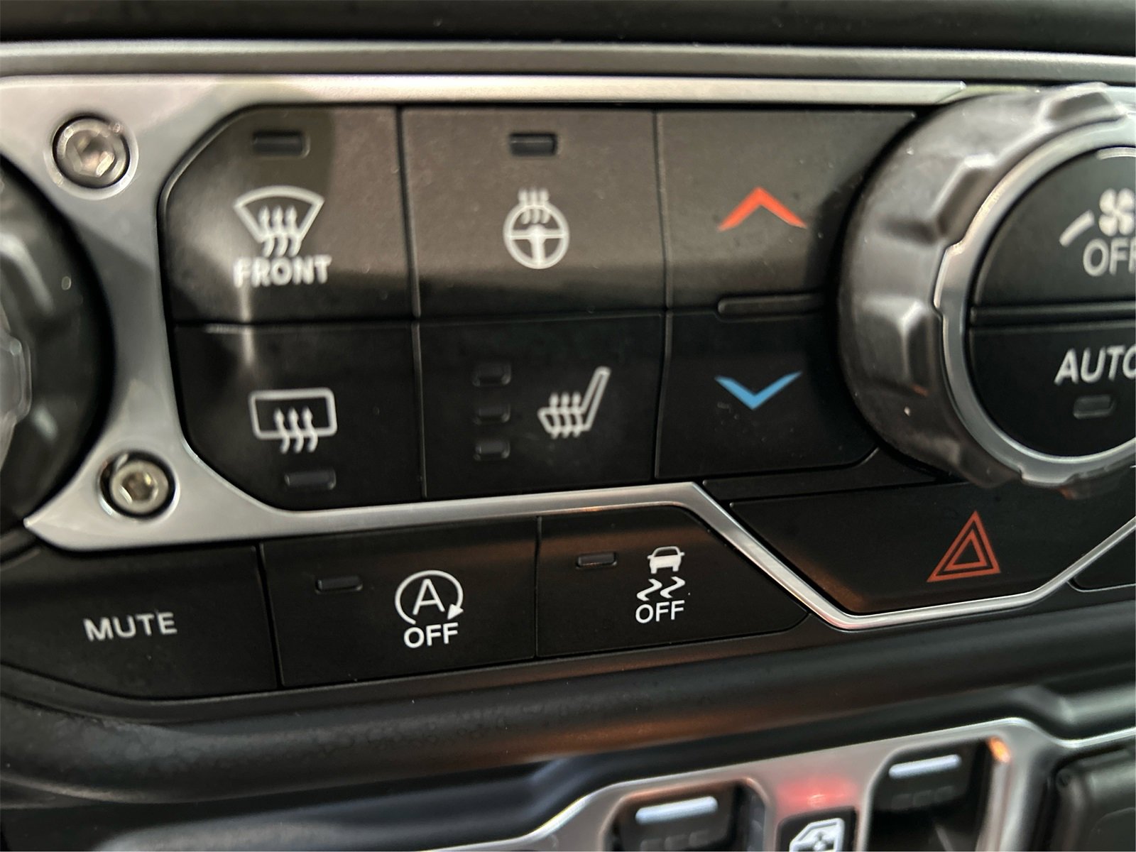 Used 2022 Jeep Gladiator Overland w/ Popular Equipment Package image 31