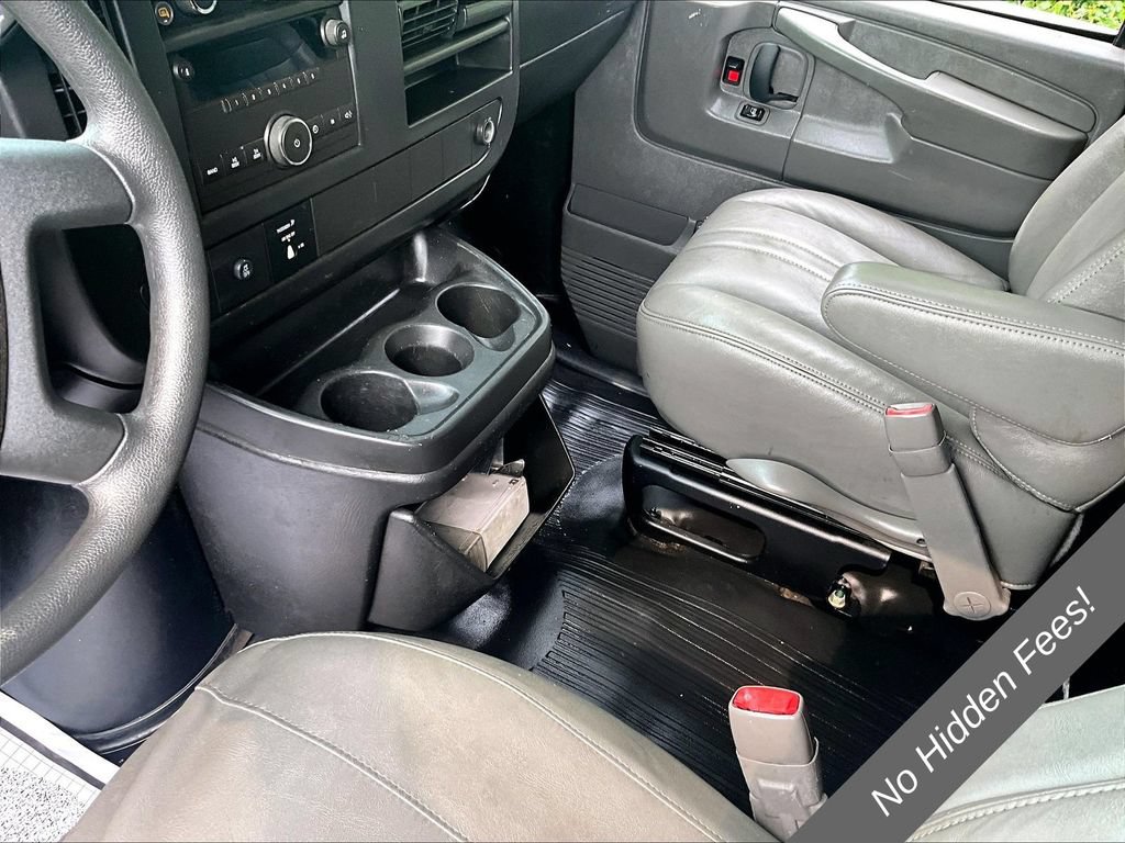 Used 2014 GMC Savana 3500 RWD image 12