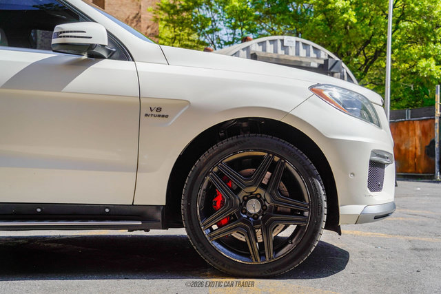 Used 2015 Mercedes-Benz ML 63 AMG 4MATIC image 11
