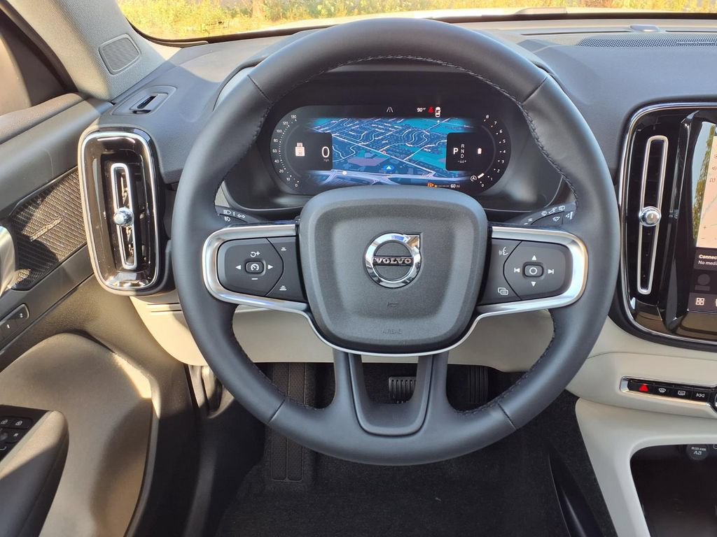 New 2026 Volvo XC40 B5 Plus w/ Climate Package AWD/4WD image 14