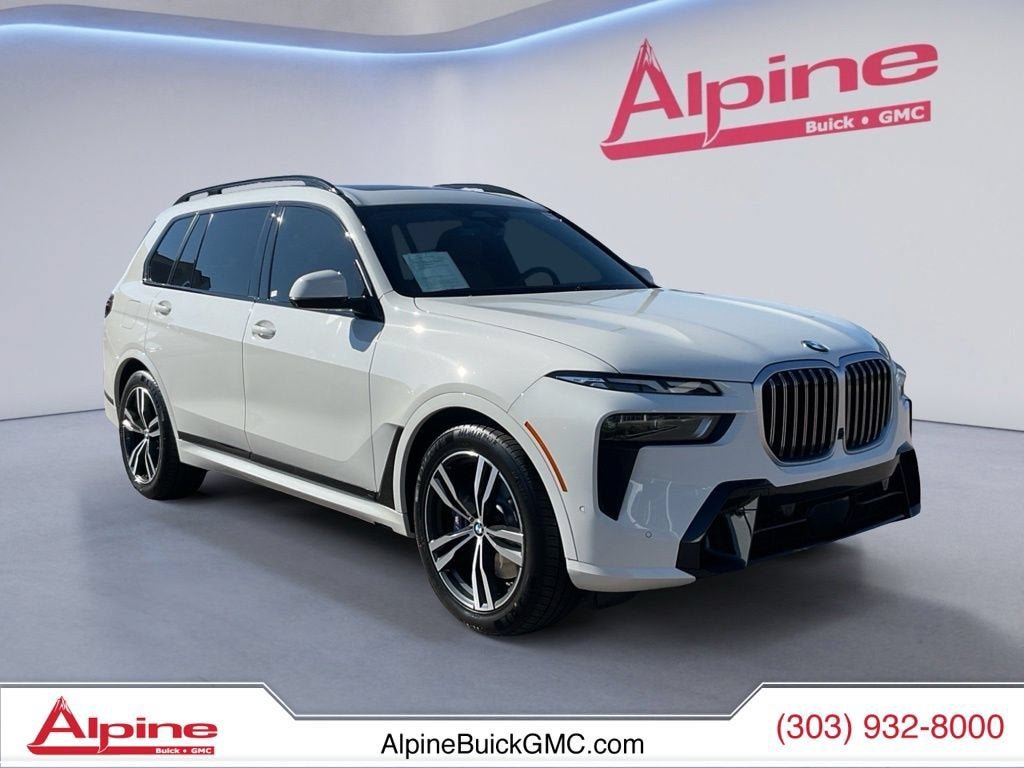 Used 2023 BMW X7 xDrive40i w/ M Sport Package AWD/4WD image 7