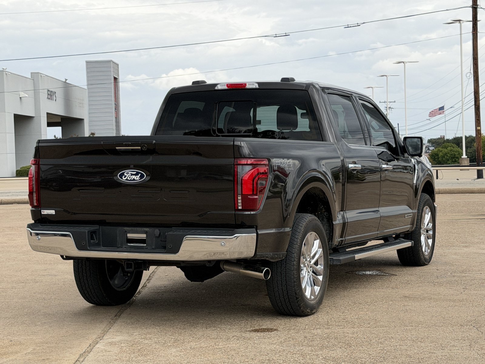 Used 2024 Ford F150 Lariat w/ Equipment Group 502A High AWD/4WD image 4