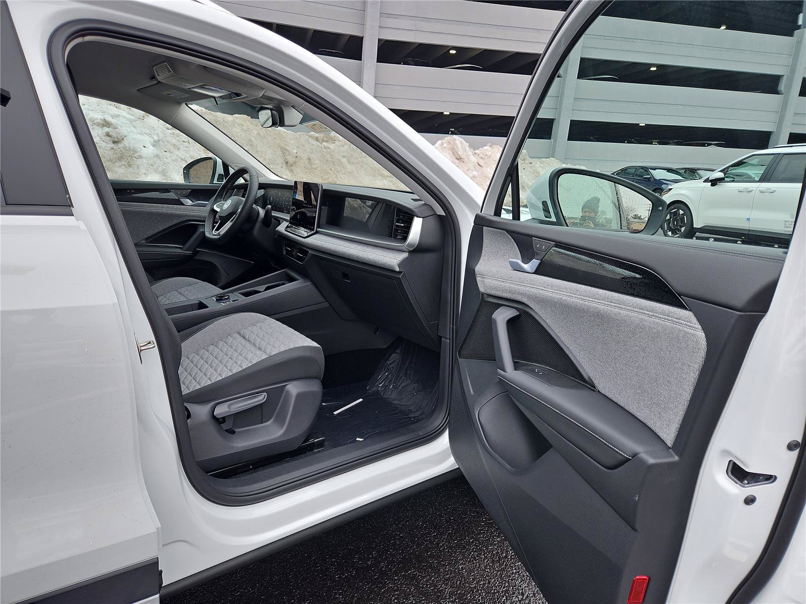 New 2026 Volkswagen Tiguan S AWD/4WD image 24