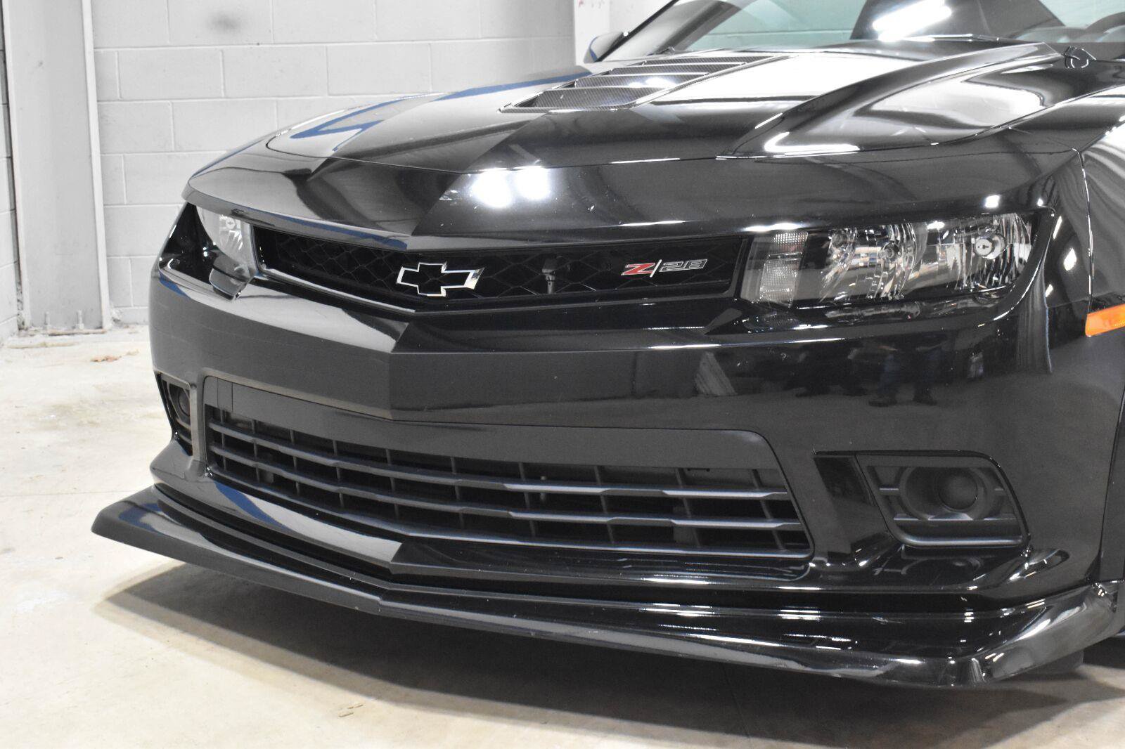 Used 2015 Chevrolet Camaro Z/28 RWD image 24