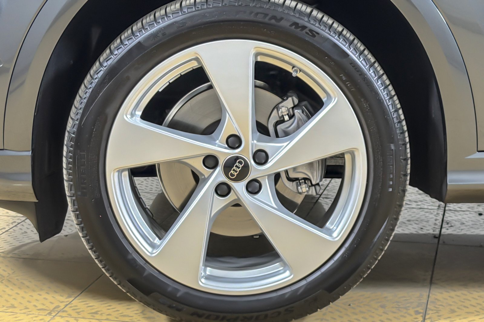 Used 2026 Audi Q5 Premium Plus AWD/4WD image 25