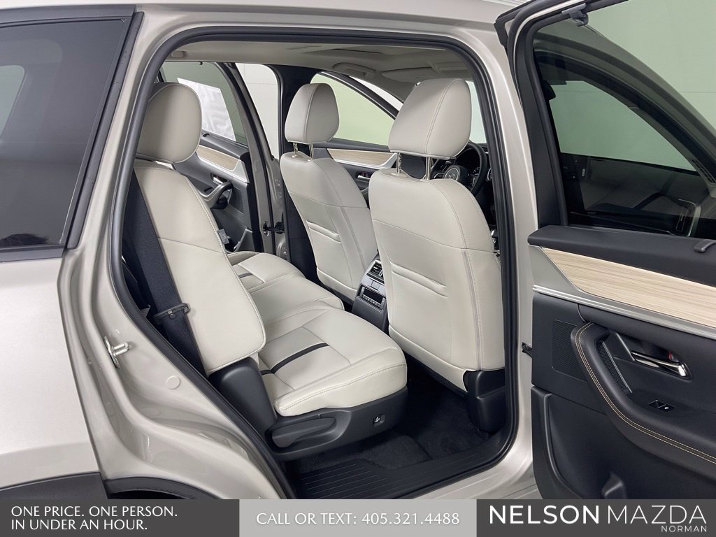 New 2026 MAZDA CX-90 3.3 Turbo w/ Preferred Package AWD/4WD image 16