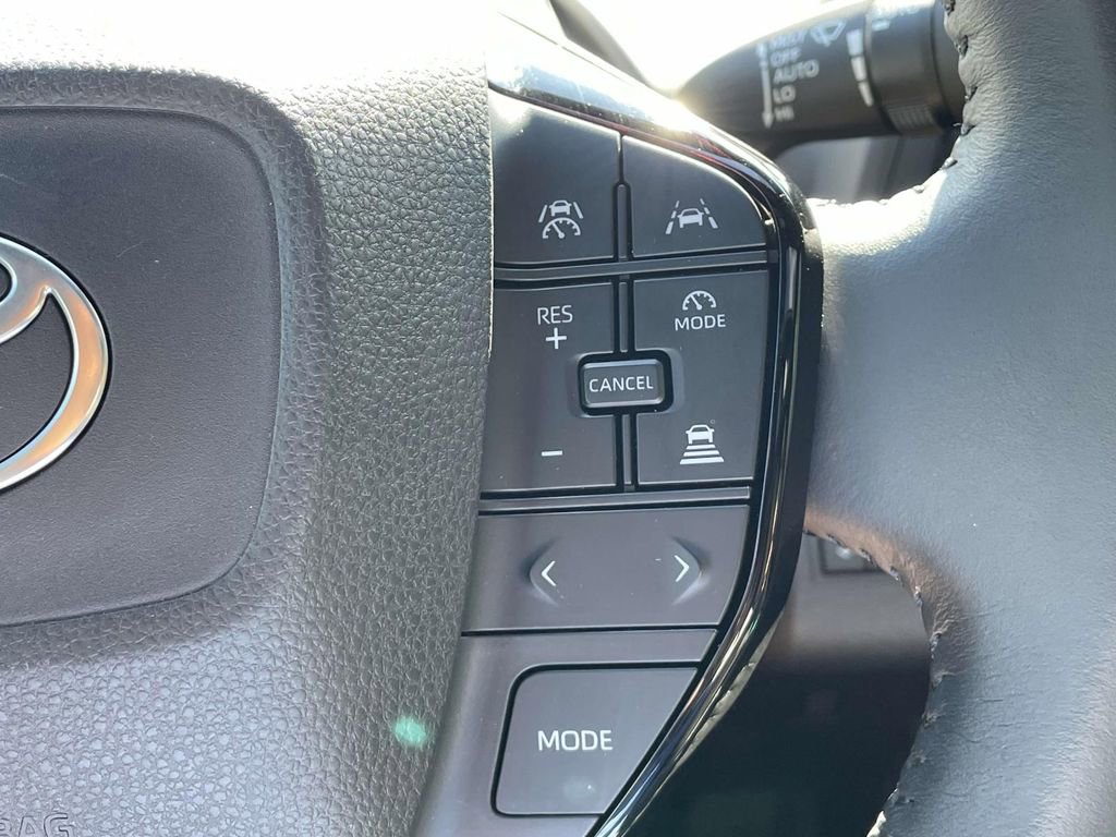 Used 2024 Toyota bZ4X XLE image 20