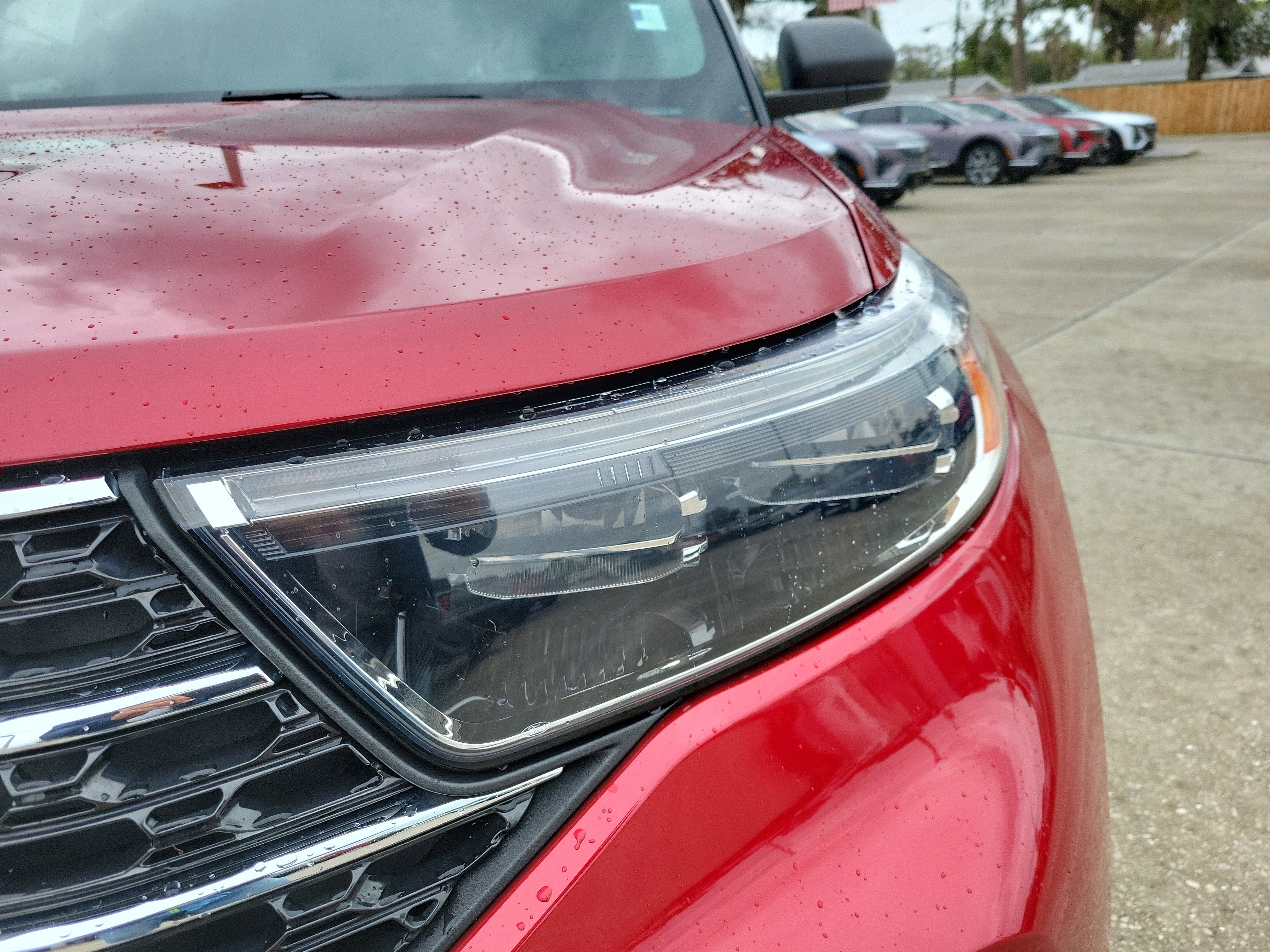 Used 2022 Ford Explorer XLT w/ Equipment Group 202A image 9