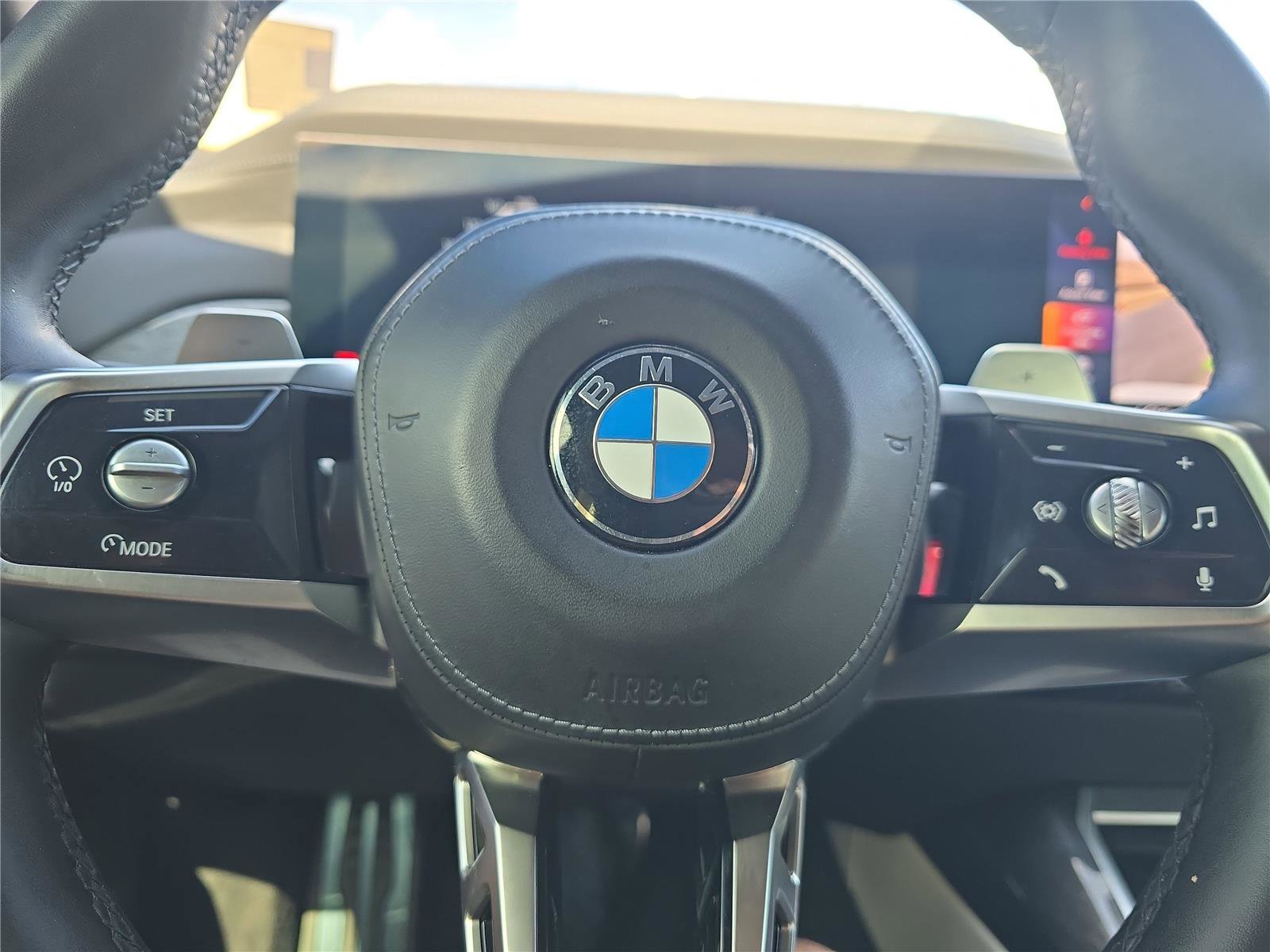 Used 2023 BMW 760i xDrive w/ Luxury Rear Seating Package image 22