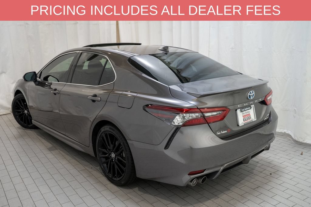 Certified 2022 Toyota Camry XSE FWD image 3