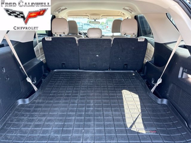 Used 2023 Ford Explorer XLT w/ Equipment Group 202A AWD/4WD image 9
