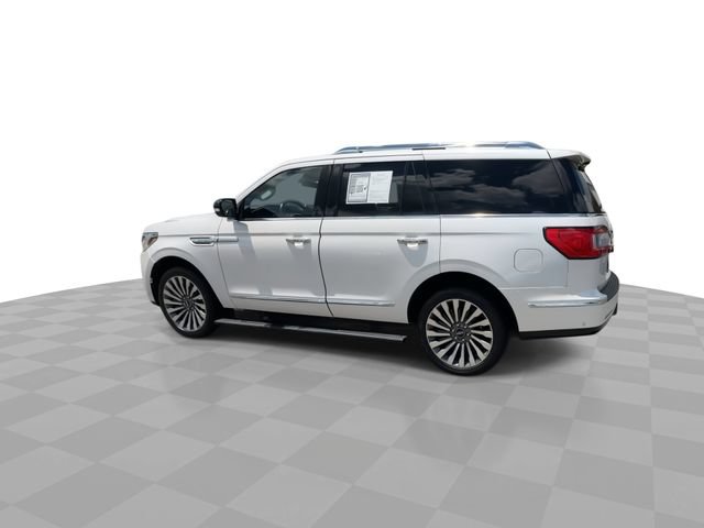 Used 2019 Lincoln Navigator Reserve AWD/4WD image 5