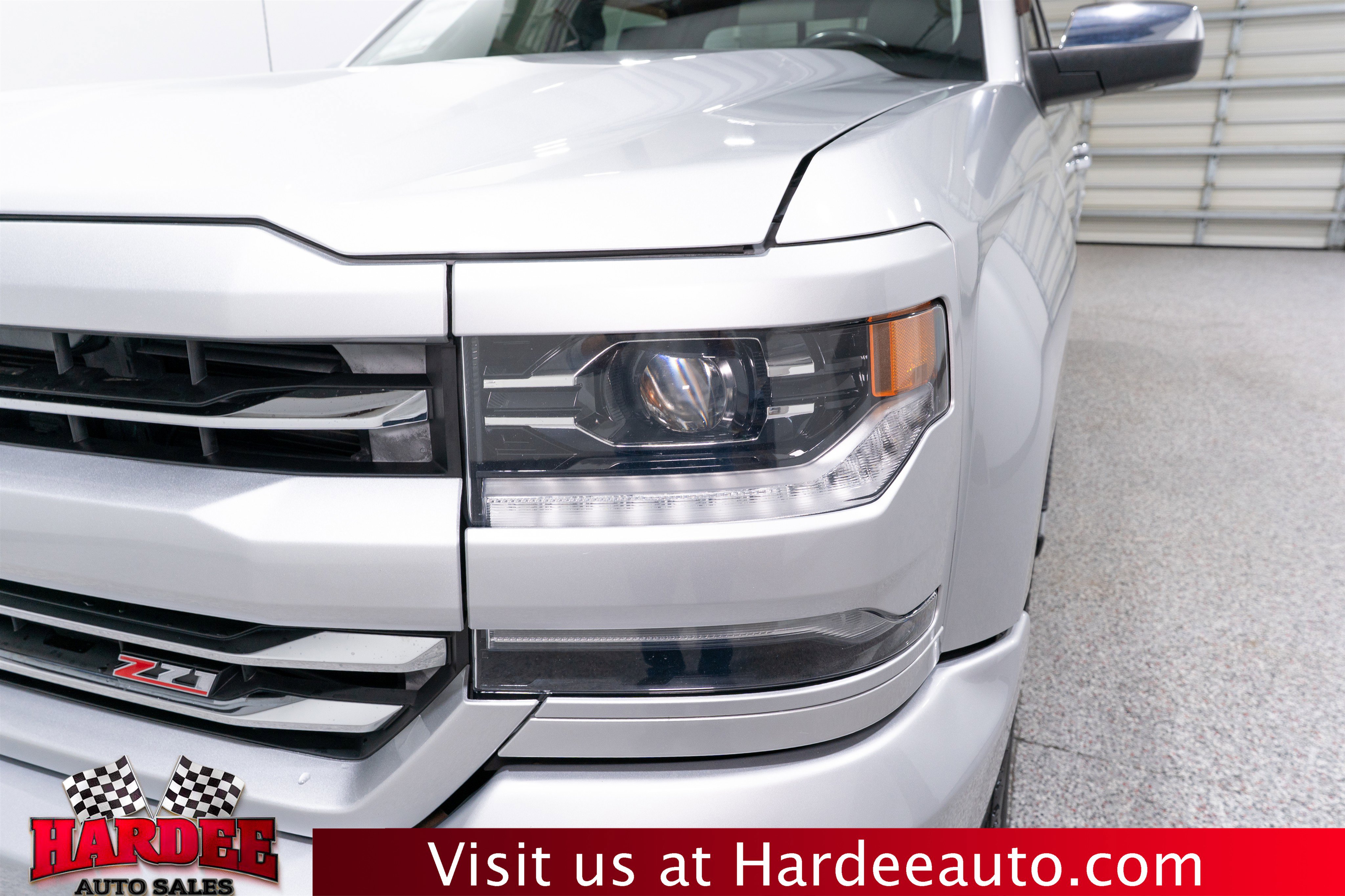 Used 2017 Chevrolet Silverado 1500 LTZ Z71 image 8