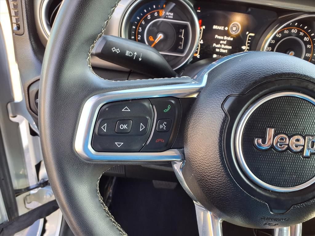 Used 2023 Jeep Gladiator Overland AWD/4WD image 19