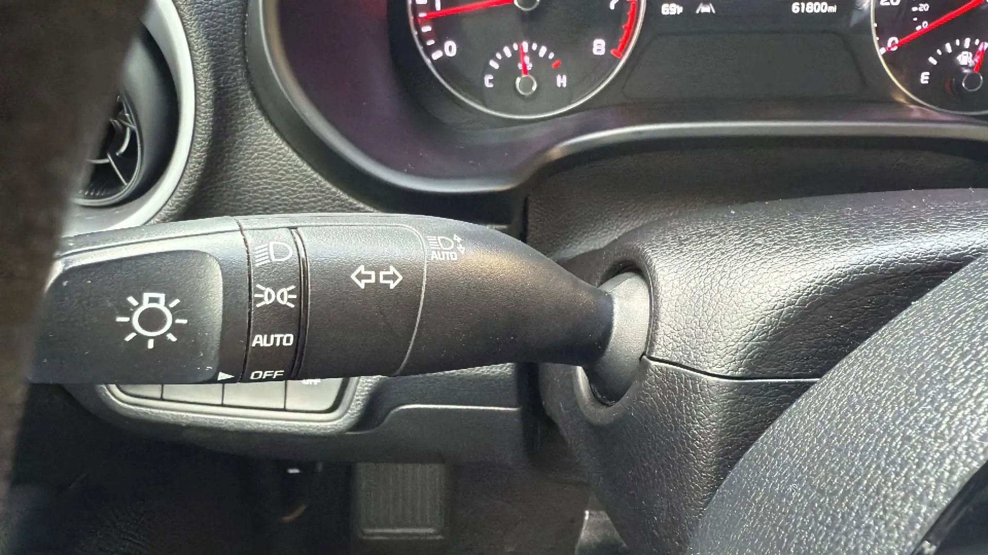 Used 2024 Kia Forte LXS image 14