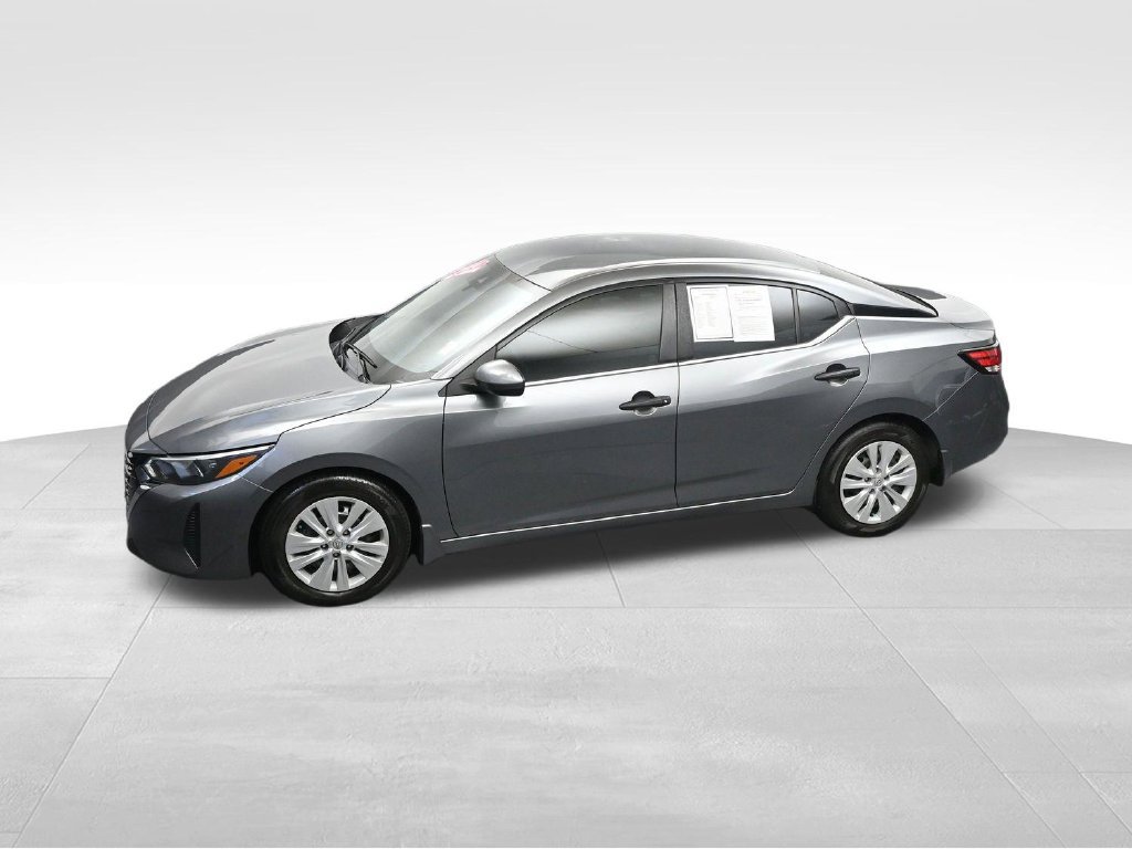 Used 2024 Nissan Sentra S FWD image 29