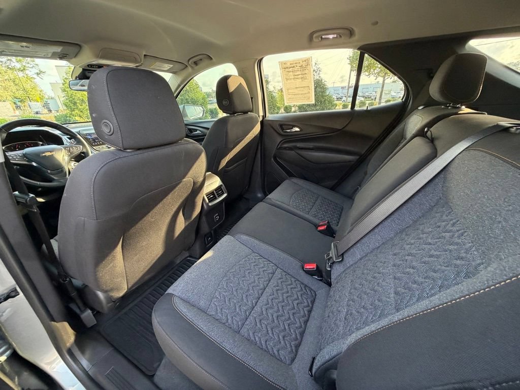 Used 2024 Chevrolet Equinox LT FWD image 24